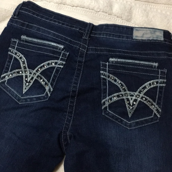 Jeans - Picture 4 of 4